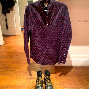 J crew secret wash shirt in organic cotton. Never washed!